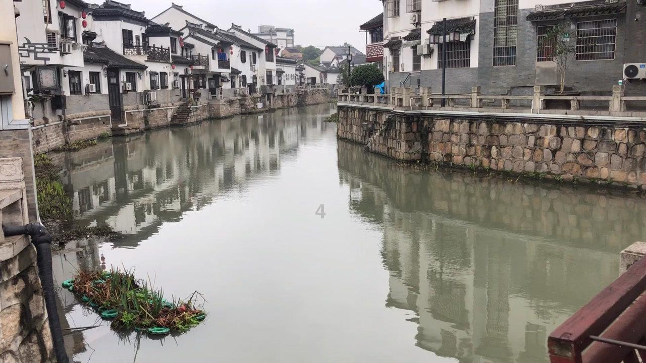 迷失在黑洞里